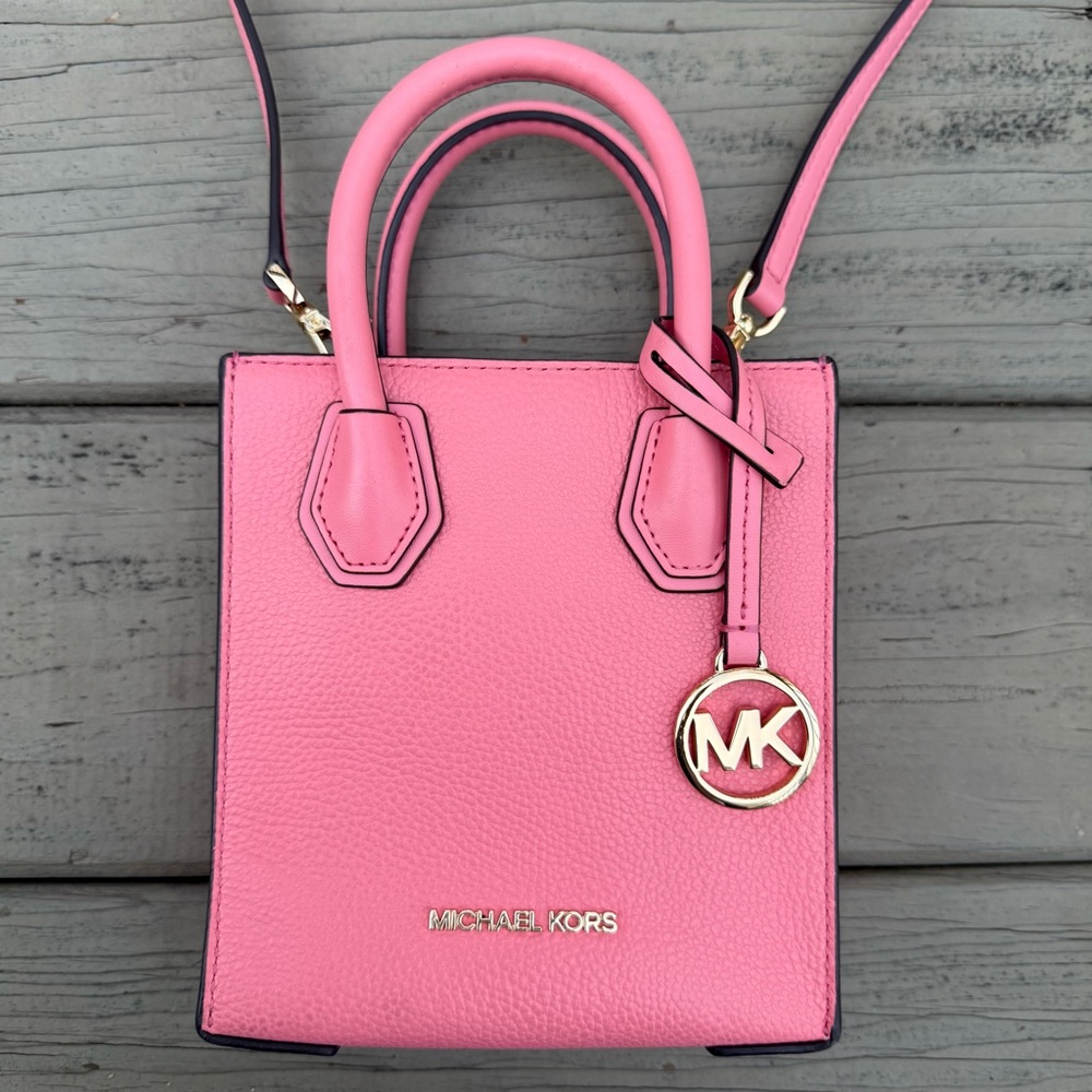 Michael Kors Mercer Crossbody Bag Purse in Tea Rose Pink Leather - Picture 3 of 16
